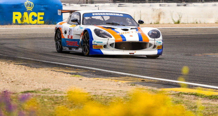 Ginetta G50 GT4