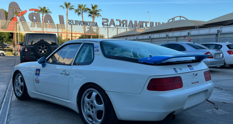 Porsche 968