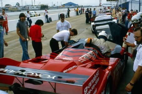 Porsche 962