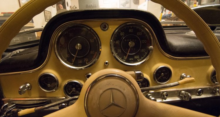 Mercedes-Benz SL300