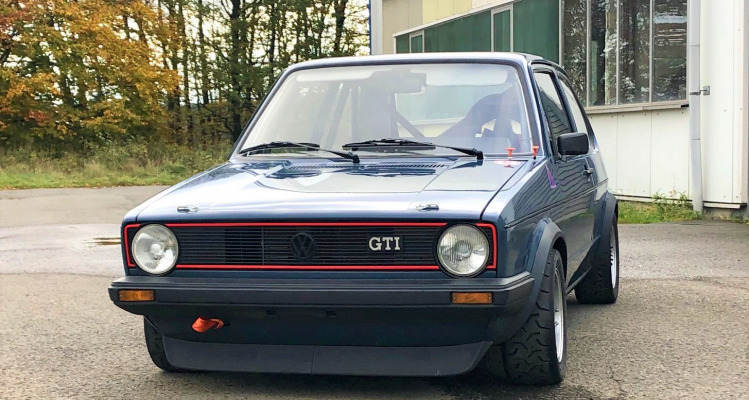 Volkswagen Golf GTI
