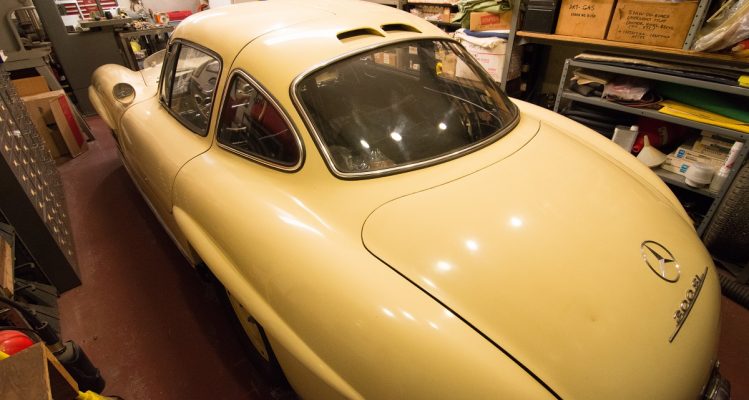 Mercedes-Benz SL300