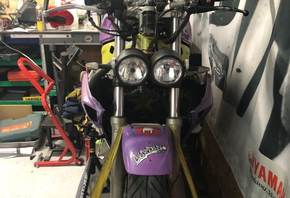 Yamaha FZR