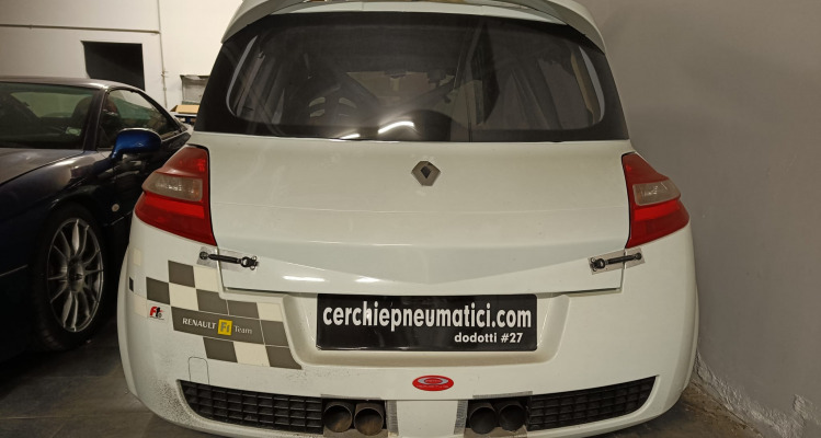 Renault Megane R26