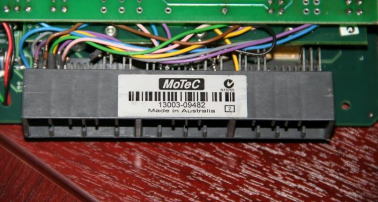Motec M800