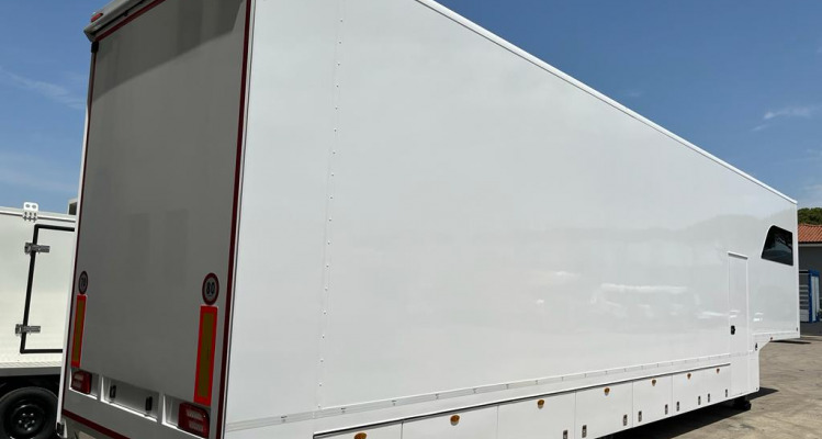 Miele M2 6 Cars Version