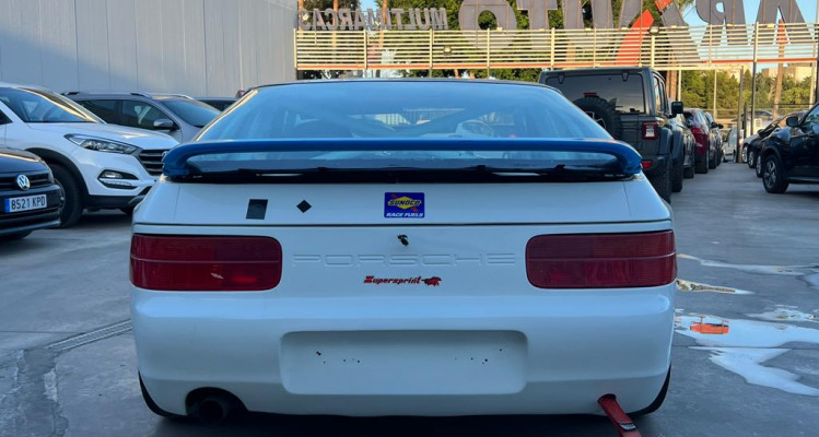 Porsche 968