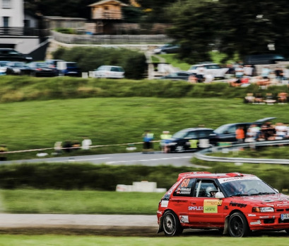 Mazda 323