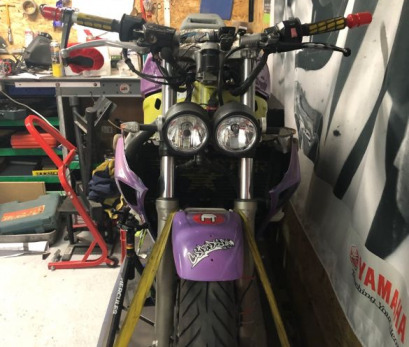 Yamaha FZR