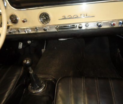 Mercedes-Benz SL300