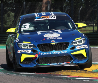 BMW M2 CS Racing