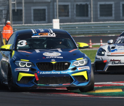 BMW M2 CS Racing