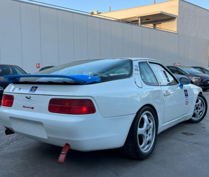 Porsche 968